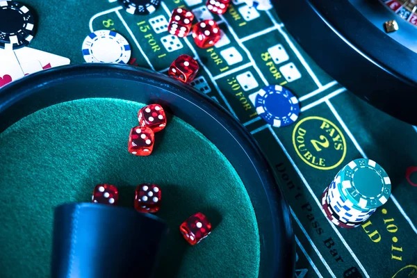 Live dealer dealing cards at sor 777 speed baccarat table